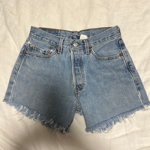 Vintage Levi’s shorts 26